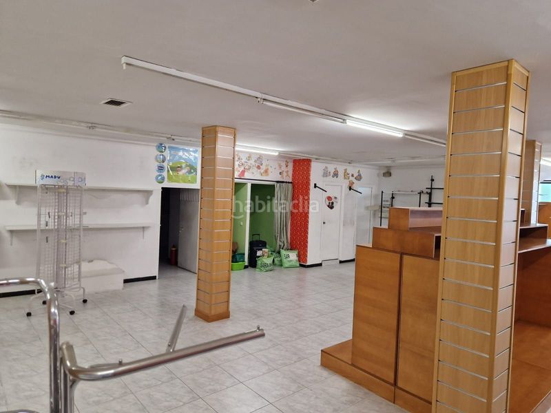Foto 2bd64e5f-417b-42d0-a098-ab2373052528. Geschäftsraum mit heizung in Villanueva de la Serena