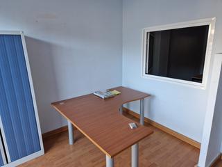 Miete Büro in Villanueva de la Serena. Alquiler local parque constitución