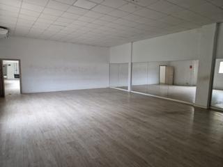 Lloguer Local Comercial  Calle castillo de la encomienda. Local 200m2 gimnasio