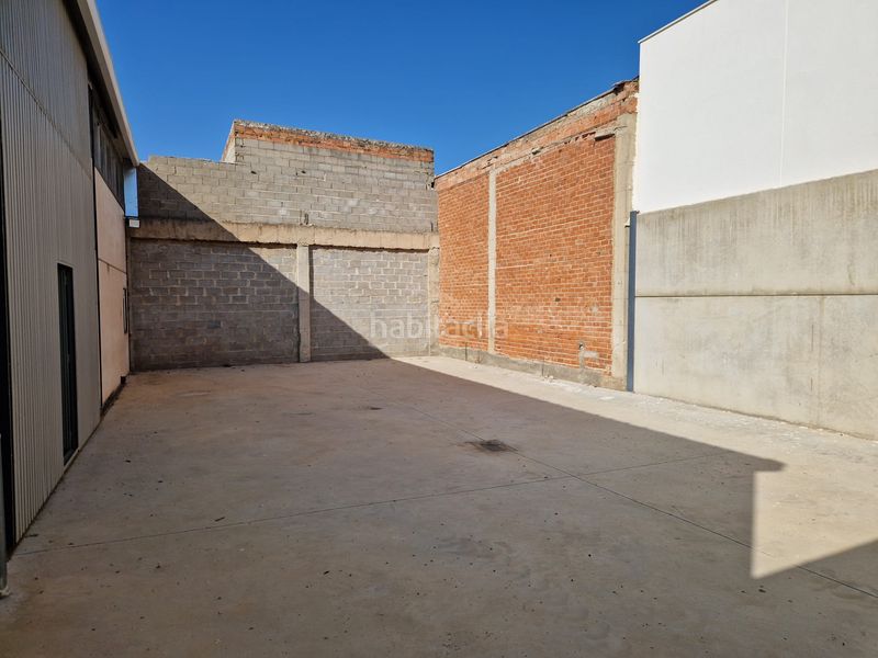 Foto 7eeb5837-2872-45d9-94ff-96142c563b93. Miete autoparkplatz in Villanueva de la Serena