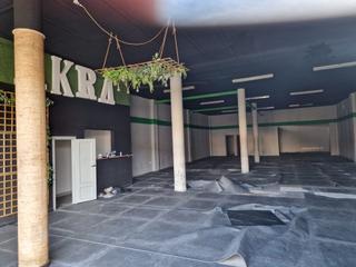 Lloguer Local Comercial a Villanueva de la Serena. Nave en alquiler polígono cagancha