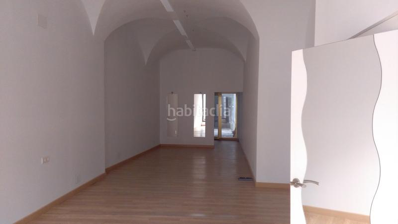 Foto ca1766a5-da6e-4fde-8a08-8e79ec959633. Alquiler local comercial local en alquiler zona centro en Villanueva de la Serena