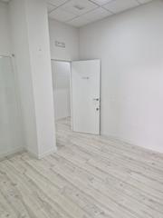Local commercial à Villanueva de la Serena. Local en venta zona centro