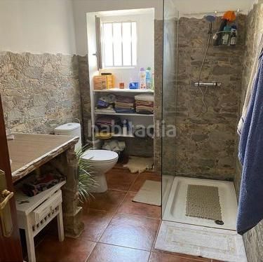 Foto c5f3ca34-21c3-4757-904e-eec8c499fcc9. Affitto chalet in Madrigalejo