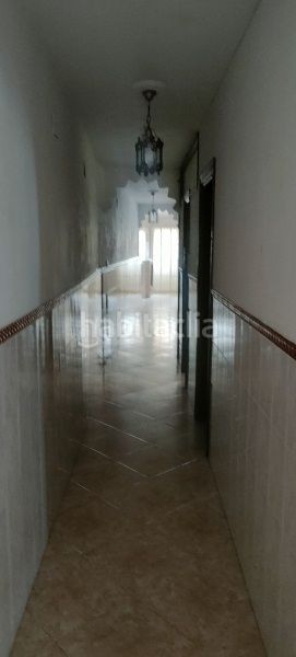 Foto 55c2750c-c6c0-40b7-a1dc-0e82e3e30634. Casa adossada a Llerena