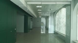 Lloguer Local Comercial a Villanueva de la Serena. Se alquila local en el centro de villanueva de la serena