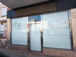 Lloguer Local Comercial a Carretera de barrio peral 2. Bajo comercial cerca del club de cabos