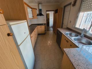 Maison  Calle figueras. Casa en venta en los dolores