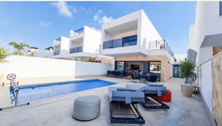 Maison  Calle alonso cano 2. Villa obra nueva en san pedro del pinatar