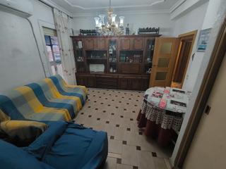 Pis  Calle juan de la cueva. Piso en venta en juan de la cueva