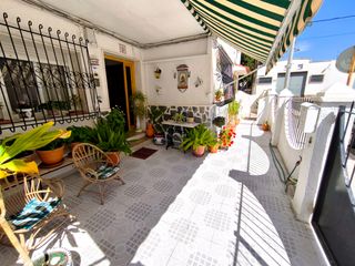 Casa en Barrio Peral-San Félix. Dúplex en venta en bº peral