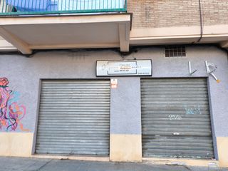 Lloguer Local Comercial a Calle poeta miguel hernández 19. Bajo comercial en alquiler en ciudad jardín