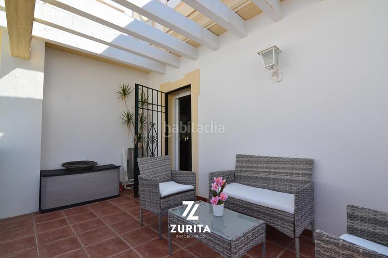 Foto 2e96d19e-991e-4d25-80c4-930df59ffcac. Casa pareada en calle fuente obejuna 12 casa en esquina con garaje doble, terrazas y patio en los olivos borrachos en Córdoba