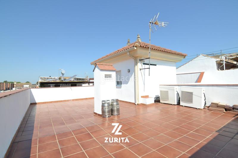 Foto 9d92dbd6-fcdc-46d8-a822-d8de432b4b92. Casa pareada en calle fuente obejuna 12 casa en esquina con garaje doble, terrazas y patio en los olivos borrachos en Córdoba