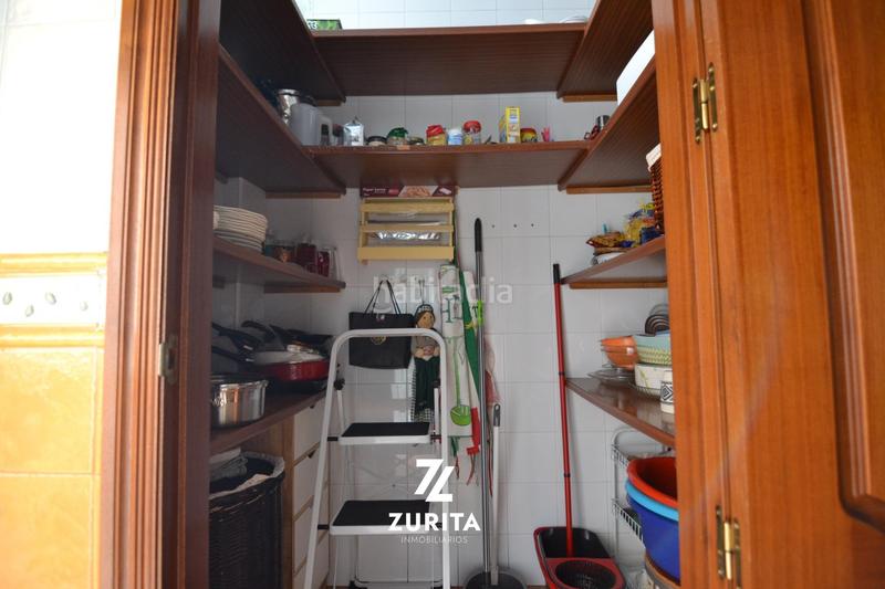 Foto a3c24534-2fb1-467b-86d4-65ef7aa9fb12. Casa pareada en calle fuente obejuna 12 casa en esquina con garaje doble, terrazas y patio en los olivos borrachos en Córdoba