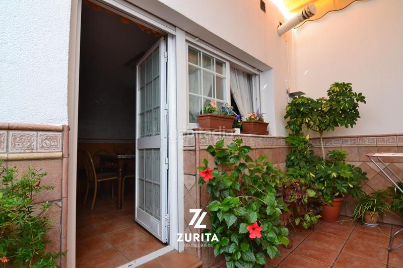Foto c6fa27f8-063d-43e7-83bf-fe8d86b1f91a. Casa pareada en calle fuente obejuna 12 casa en esquina con garaje doble, terrazas y patio en los olivos borrachos en Córdoba