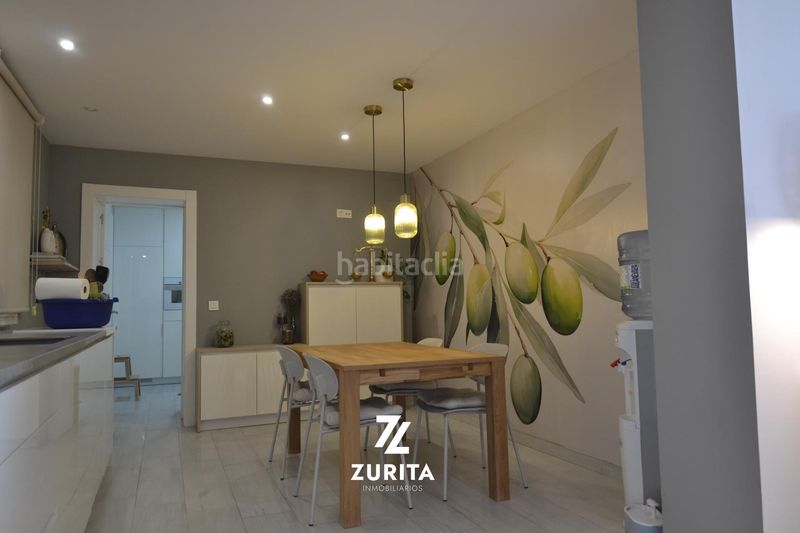 Foto 5a72be3e-cb2d-4df5-8613-ce25800ab548. Casa amb aparcament piscina a Carpio (El)