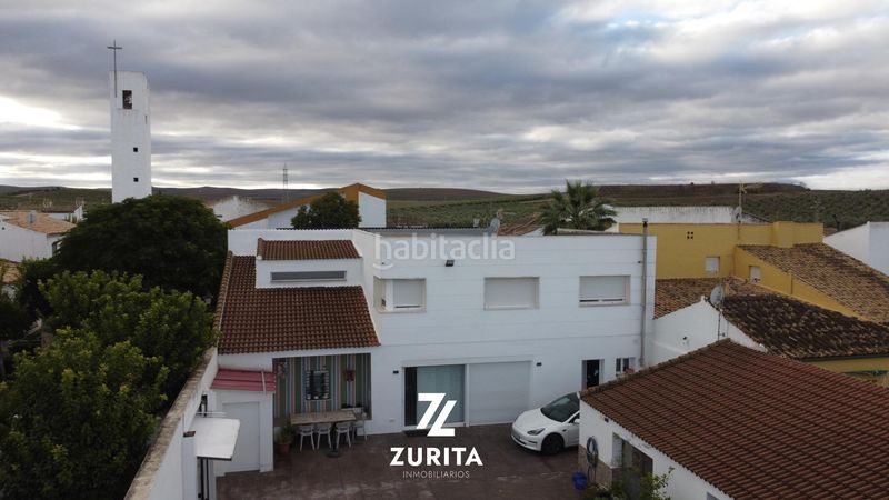 Foto f8d045d6-6bdb-40d7-9b85-c42e8eb77608. Casa amb aparcament piscina a Carpio (El)