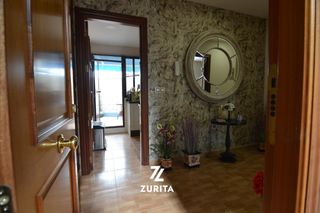 Appartement à Villa del Río. Piso de 3 dormitorios en una muy buena zona de villa del río