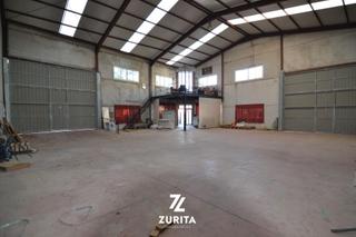 Bâtiment à usage industriel à El carpio 62. Nave industrial junto a la autovía a4