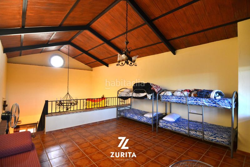 Foto 18ca4496-1bdf-4729-b832-c28fd757e8b8. Masia amb piscina a Montoro