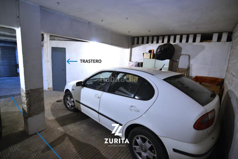 Foto f9e42415-fceb-4afb-9003-a05430d5a078. Parking coche en pintor losada 2 garaje y trastero en parque cruz conde, esquina c dr. julián ruiz martín con c pintor losada. en Córdoba