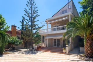 Xalet en Moralet. Exclusiva finca mediterrnea en moralet, alicante