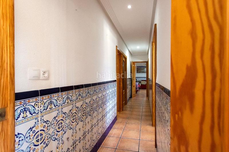 Foto 01fe98b7-3c8c-489c-9029-421d1affde8a. Casa amb aparcament a Novelda