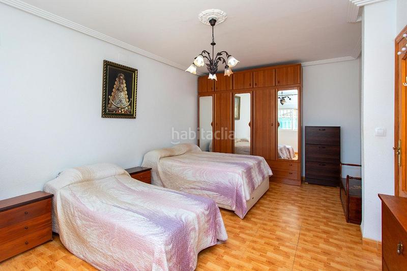 Foto 5c601534-67b5-4579-bec7-5e99315d1062. Casa amb aparcament a Novelda