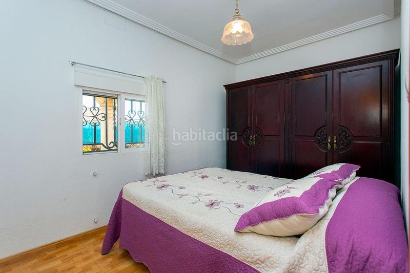 Foto 61e6de24-b5c9-4842-b826-dcd5125ce3e6. Casa amb aparcament a Novelda
