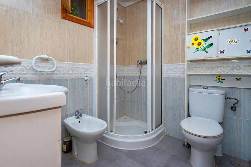 Foto d55a51eb-5c6c-4111-a495-5b6fa21d664a. Casa amb aparcament a Novelda