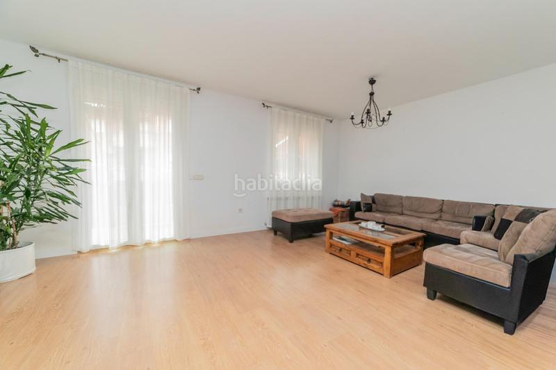 Foto 0b6f3ae4-0360-4cc5-9afa-9bd77bedc946. Semi detached house with parking in Santa Teresa Colmenar Viejo