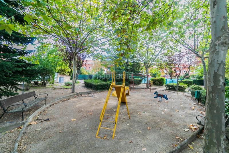 Foto 263d991f-bd25-4508-b95d-22da6511f9bd. Semi detached house with parking in Santa Teresa Colmenar Viejo