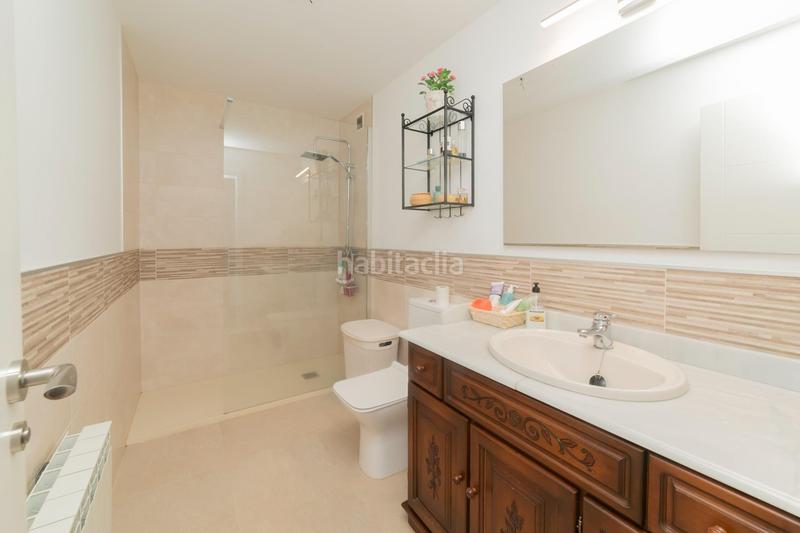 Foto 5d545952-fdf7-45de-a42d-f956a7d41cca. Semi detached house with parking in Santa Teresa Colmenar Viejo