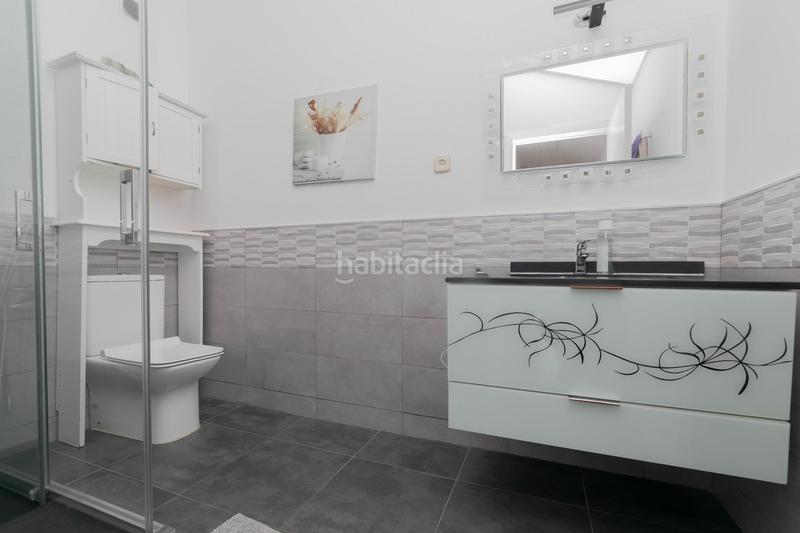 Foto 64f9a267-3ca4-4dfb-8516-42e2c3b1583a. Semi detached house with parking in Santa Teresa Colmenar Viejo