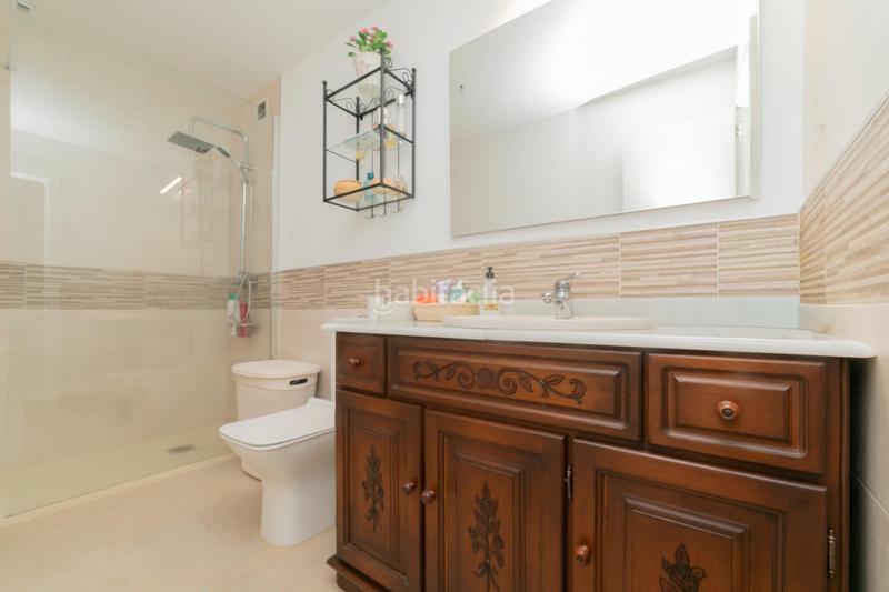 Foto 75c12c2b-0e8b-4b4a-9902-0e338e014094. Semi detached house with parking in Santa Teresa Colmenar Viejo