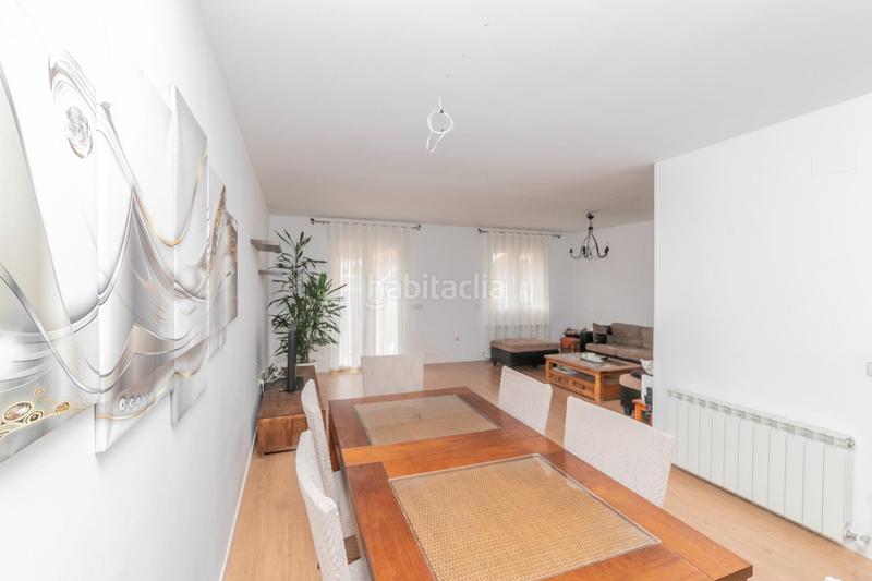 Foto fd075894-75f9-4908-8261-c3153f2ad342. Semi detached house with parking in Santa Teresa Colmenar Viejo