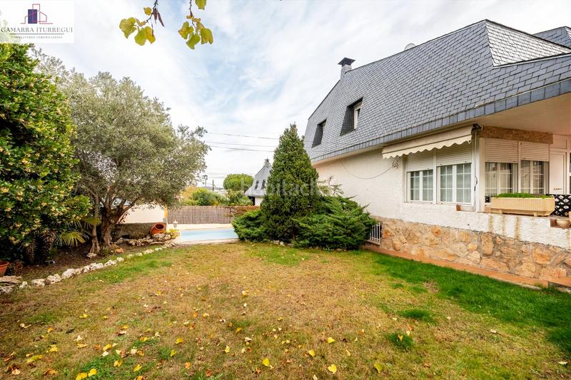 Foto 289b9b84-641c-4b24-8a07-96fda1bac677. Doppelhaus mit heizung parking pool in Las Vegas-El Pozanco-Adelfillas Colmenar Viejo