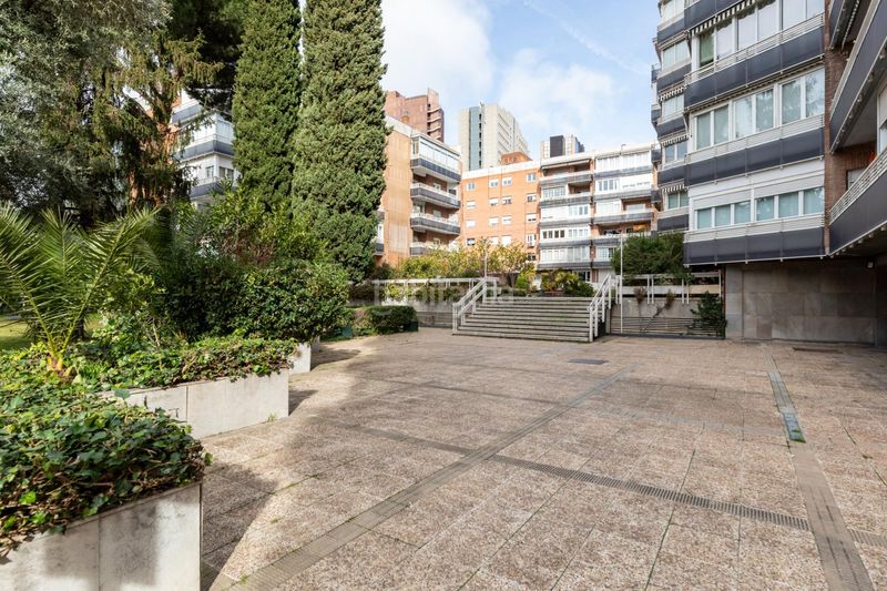 Foto c967bd35-55b2-465f-a6be-d7c7a9f7c36d. Pis amb calefacció aparcament piscina a Castilla Madrid