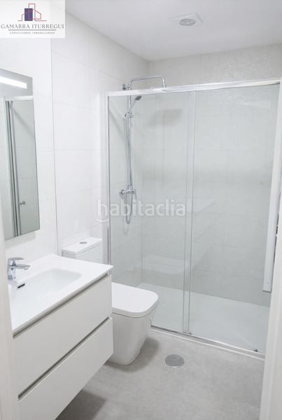 Foto 7facafd5-9e6b-4af5-89b8-db7202db4c45. Pis a Barrio del Centro Alicante