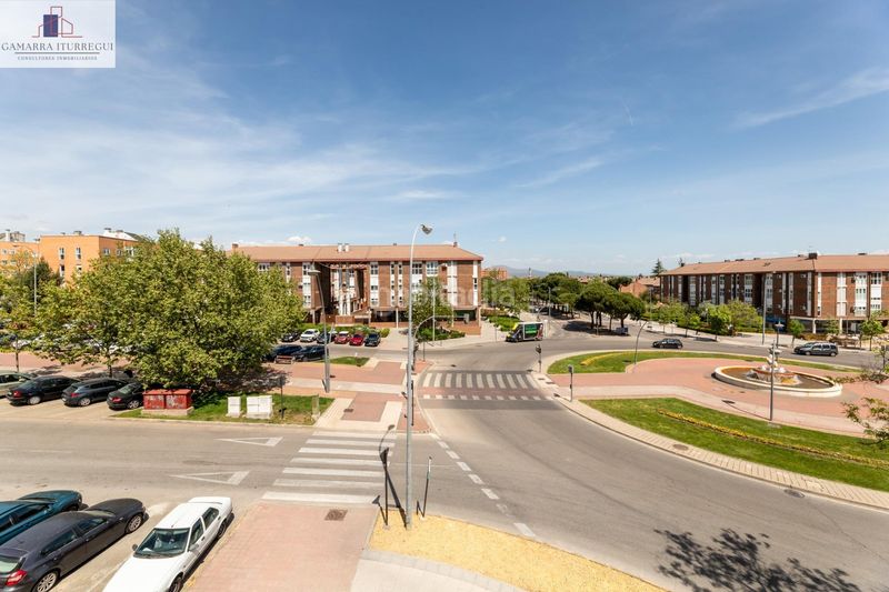 Foto 8e195725-0d7e-4fd8-b64e-e293d5f430e8. Pis amb calefacció aparcament a Segunda Fase Tres Cantos