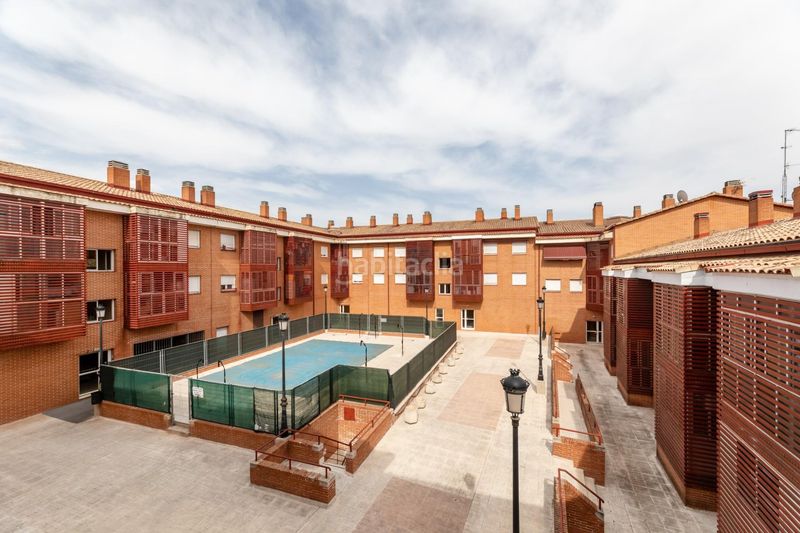 Foto c4811fe7-7c9b-4ad0-a2b6-84258016d980. Pis amb calefacció aparcament piscina a Las Vegas-El Pozanco-Adelfillas Colmenar Viejo