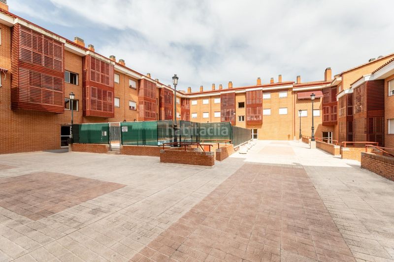 Foto fc578cf5-81a5-4232-9583-a99397b90b49. Pis amb calefacció aparcament piscina a Las Vegas-El Pozanco-Adelfillas Colmenar Viejo