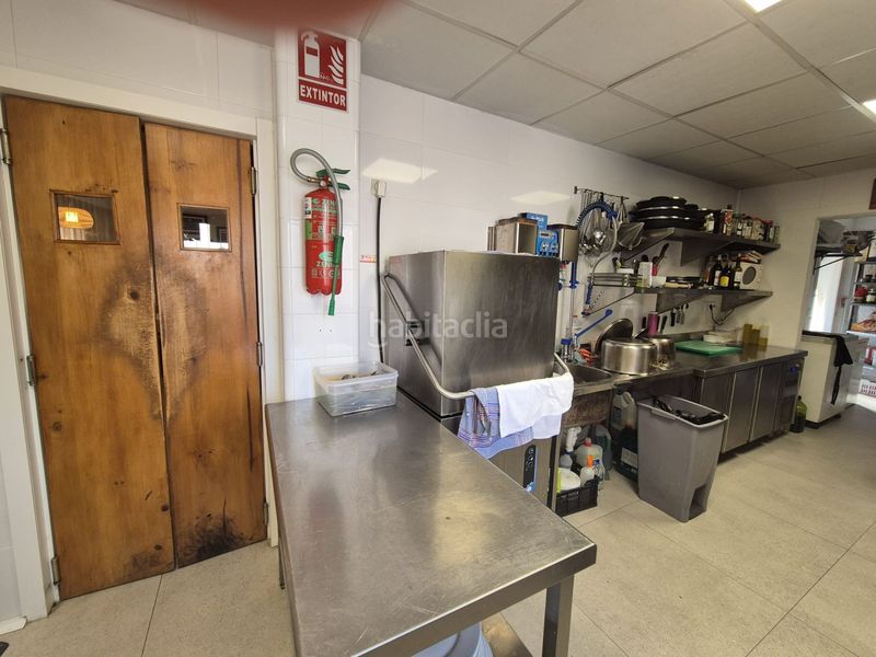 Foto 84537068-34d9-4e17-ba3e-337729f71196. Traspàs local comercial a Pueblo Español-Coveta Fumá Campello (el)