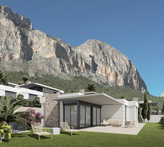 Foto 7912a294-15c9-46a4-9375-fd2881dd483a. Chalet villa en venta , 3 dormitorios. en Polop