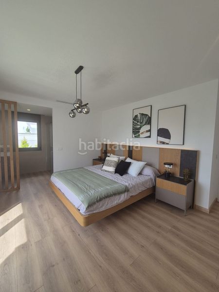 Foto b75e46de-cce3-4360-93fc-f5c470adf0bd. Chalet con parcheggio in Golf Bahía Finestrat