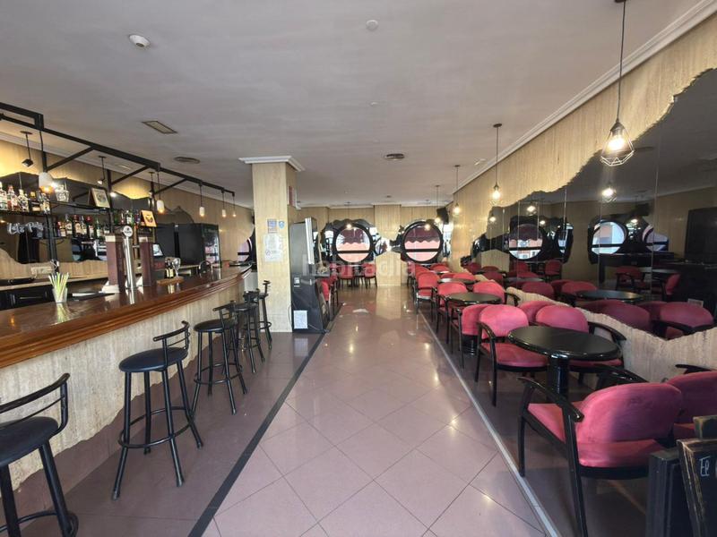 Foto c4238920-a82c-42be-a013-f2b33f81c84b. Trapasso locale commerciale in Campello Playa Campello (el)