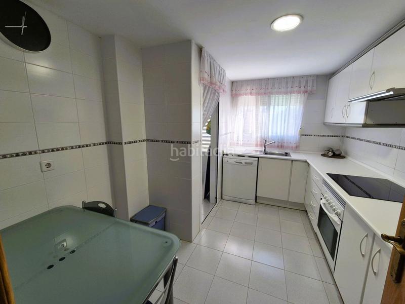 Foto 31a62af9-3691-47f4-99e2-e8b014ea282a. Appartement avec chauffage parking piscine dans Playa Muchavista Campello (el)