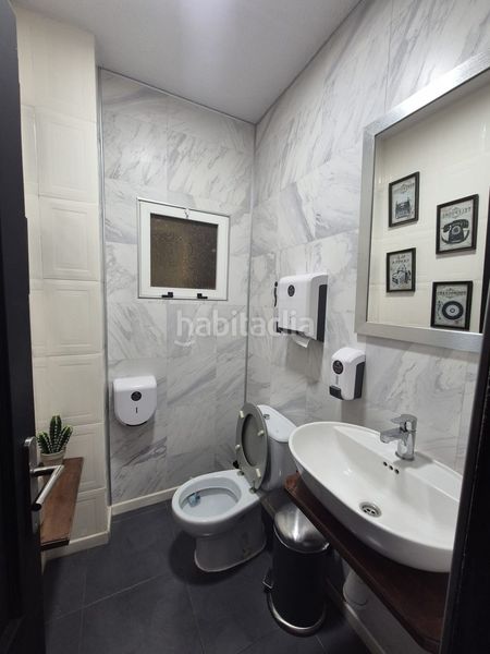 Foto 5fc0f01c-8359-454d-9f43-8e7e36b89876. Traspàs local comercial a Campello Playa Campello (el)