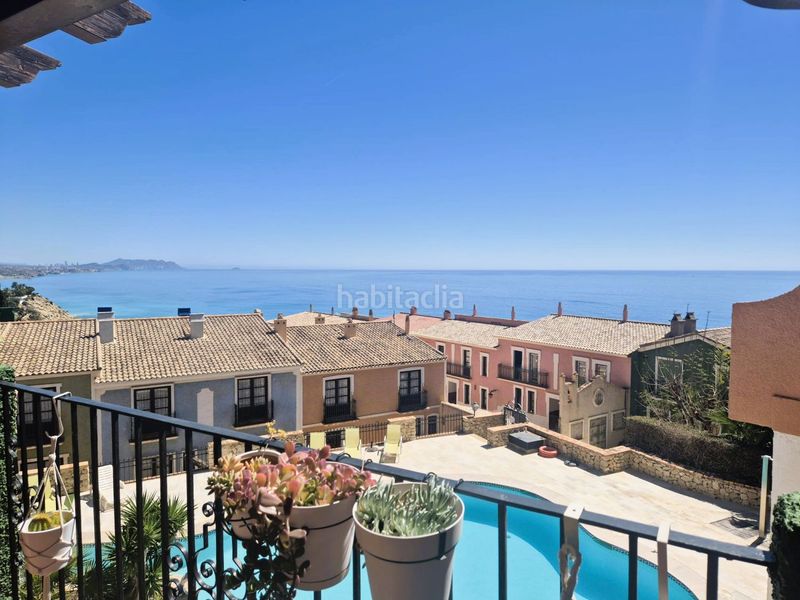 Foto 3e9fd2fa-62c2-4b47-b982-dd2322be9e56. Casa adossada amb calefacció aparcament piscina a Campello (el)